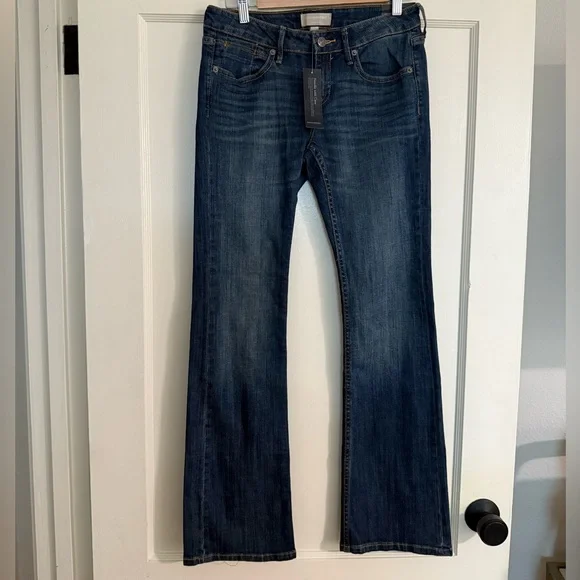 Banana Republic Boot Cut Jeans - Picture 2 of 3